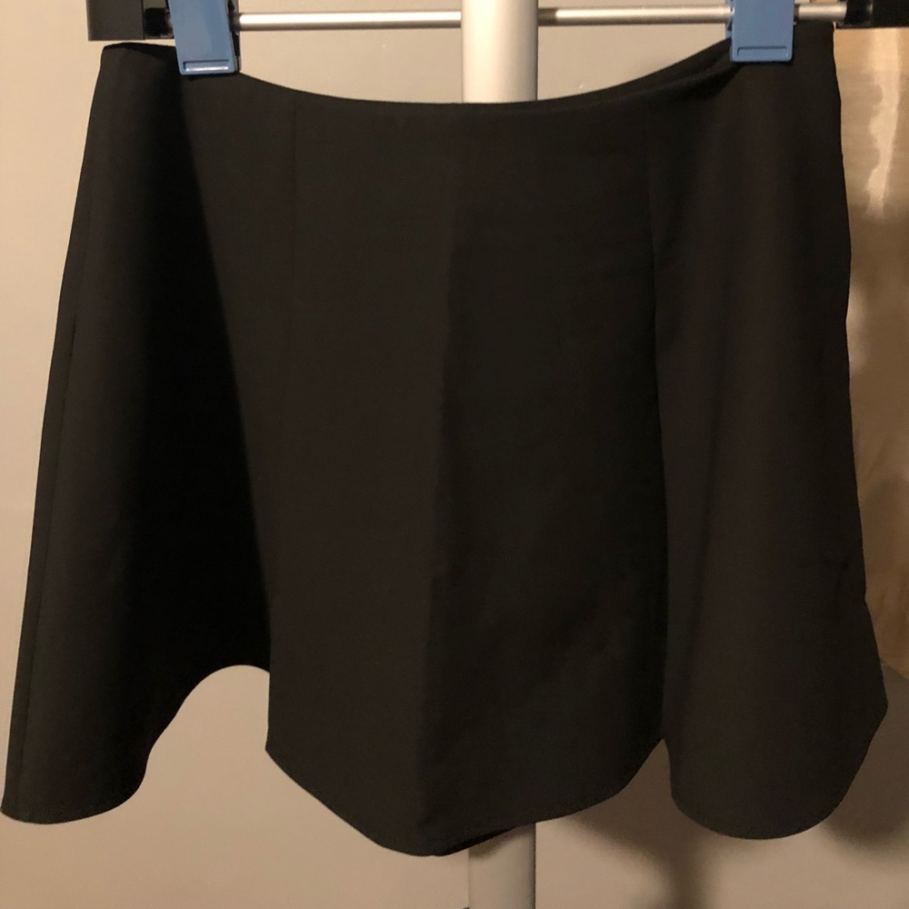 Elizabeth & James Skirt